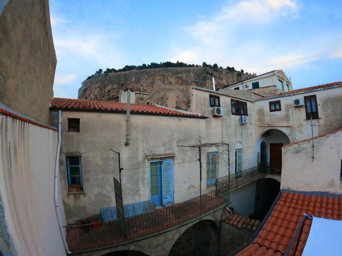 Gioeni 23 Apartment Cefalu Bagian luar foto