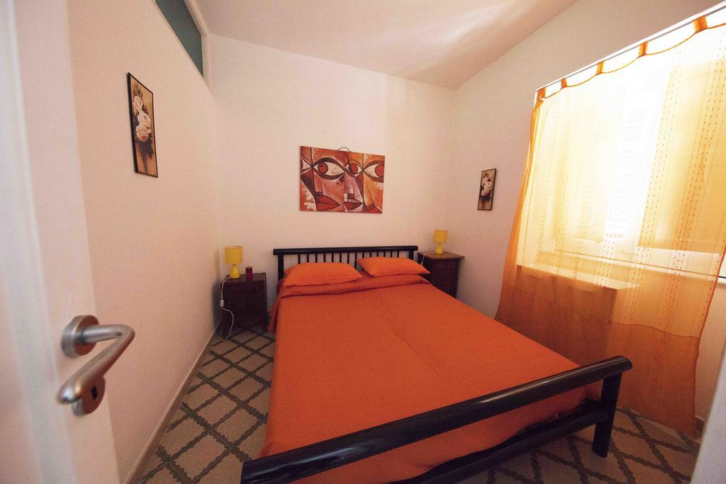 Gioeni 23 Apartment Cefalu Ruang foto